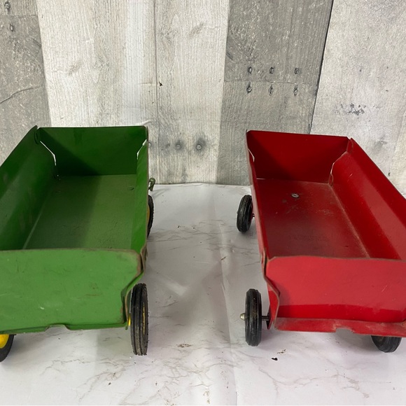 Vintage 70’s ERTL John Deere Metal 1/16 Wagons - Picture 4 of 7